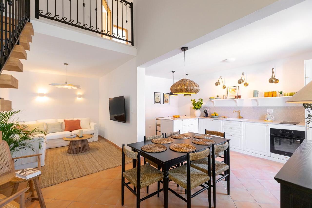 Apartman Luri Sutivan Exteriör bild