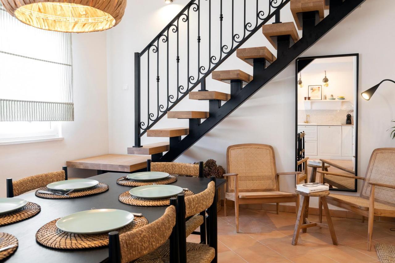 Apartman Luri Sutivan Exteriör bild